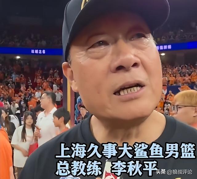 罗马诺：曼联2月就和安德雷桑托斯经纪人沟通，维韦尔了解他