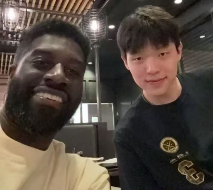 李玮锋现状:在天津儿女双全,和董路是亲密好友,在宁波当主教练